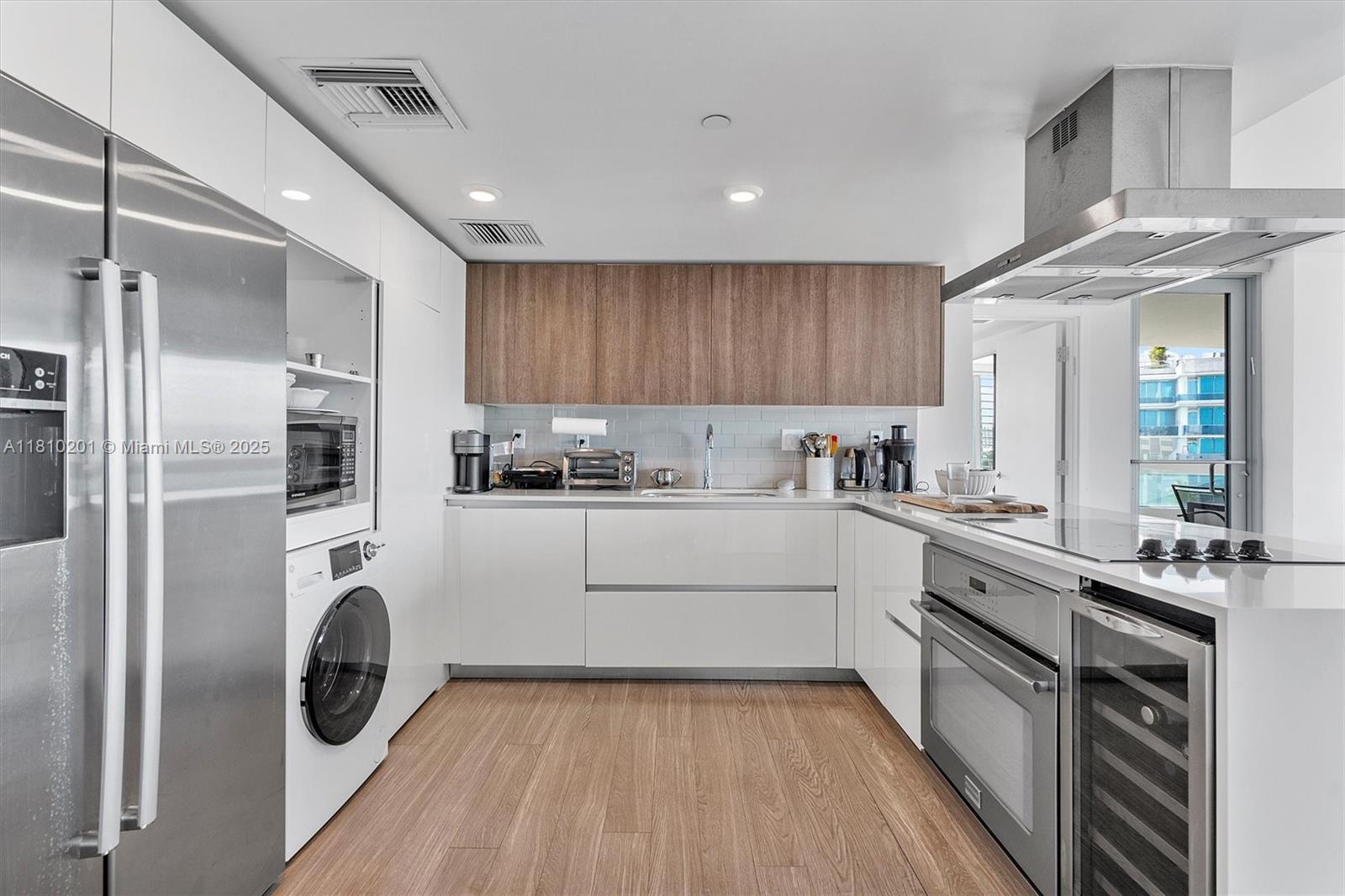 BAY HARBOR CLUB CONDO - Residential