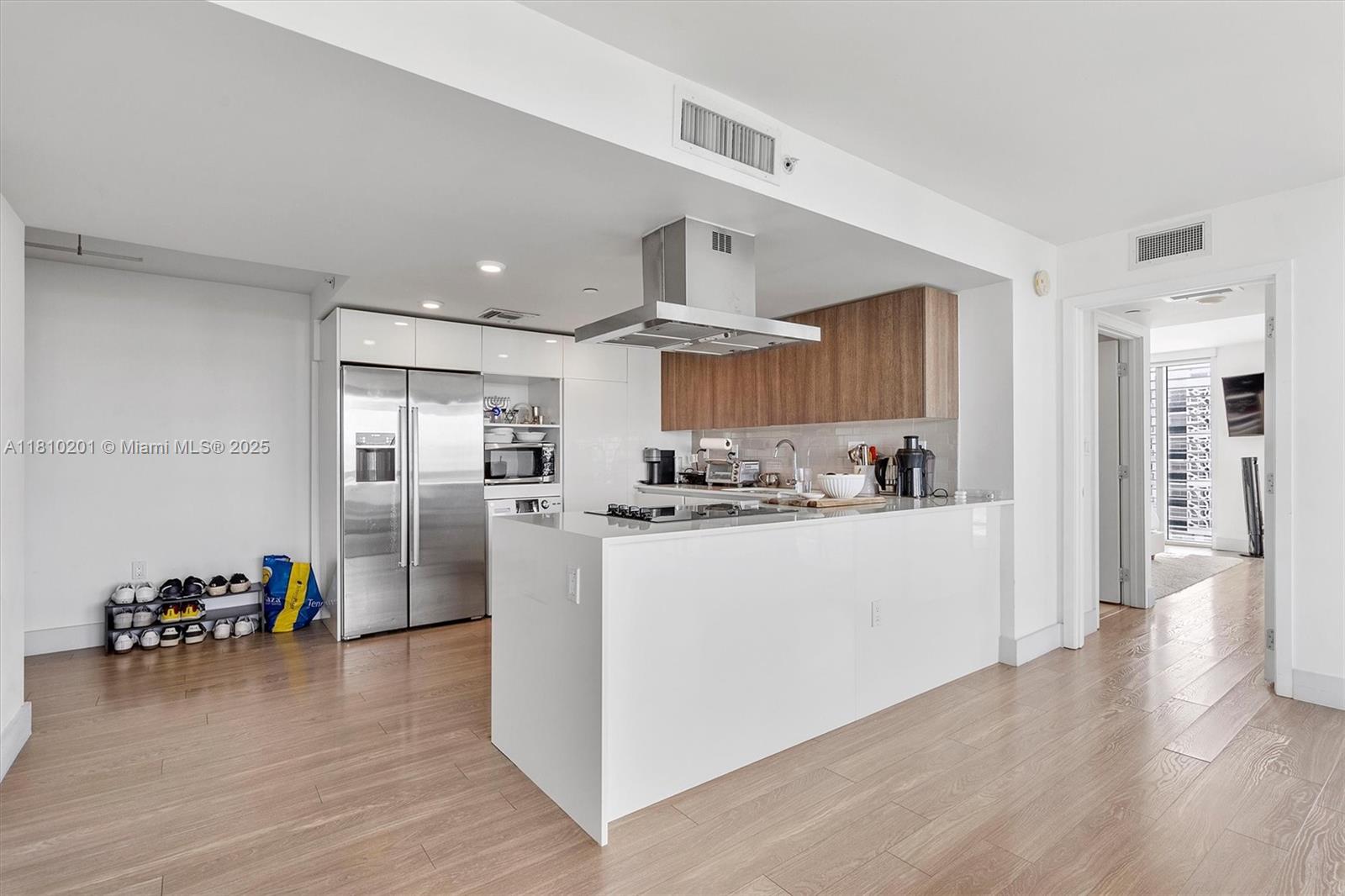 BAY HARBOR CLUB CONDO - Residential