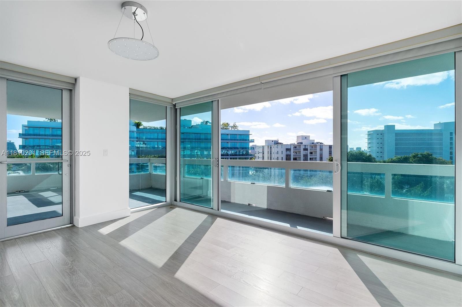 BAY HARBOR CLUB CONDO - Residential