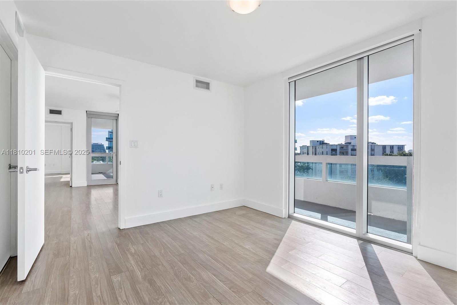 BAY HARBOR CLUB CONDO - Residential