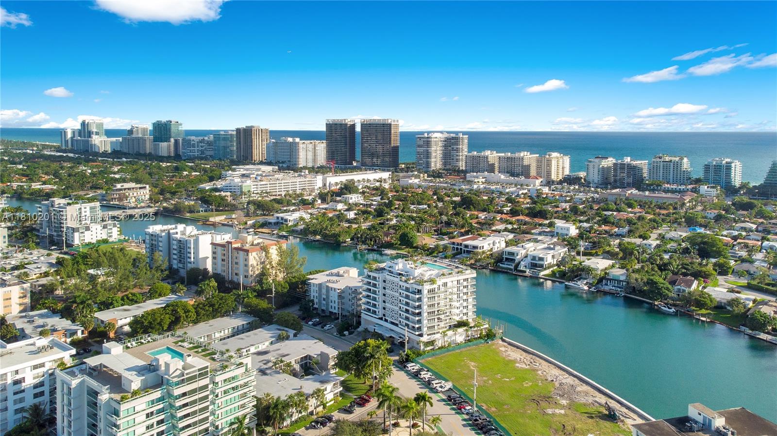 1025 92nd St 707, Bay Harbor Islands, Miami-Dade County, Florida - 2 Bedrooms  
2 Bathrooms - 