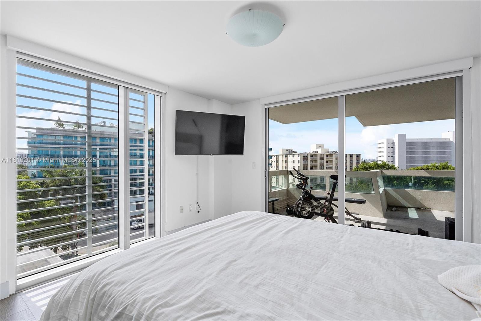 BAY HARBOR CLUB CONDO - Residential