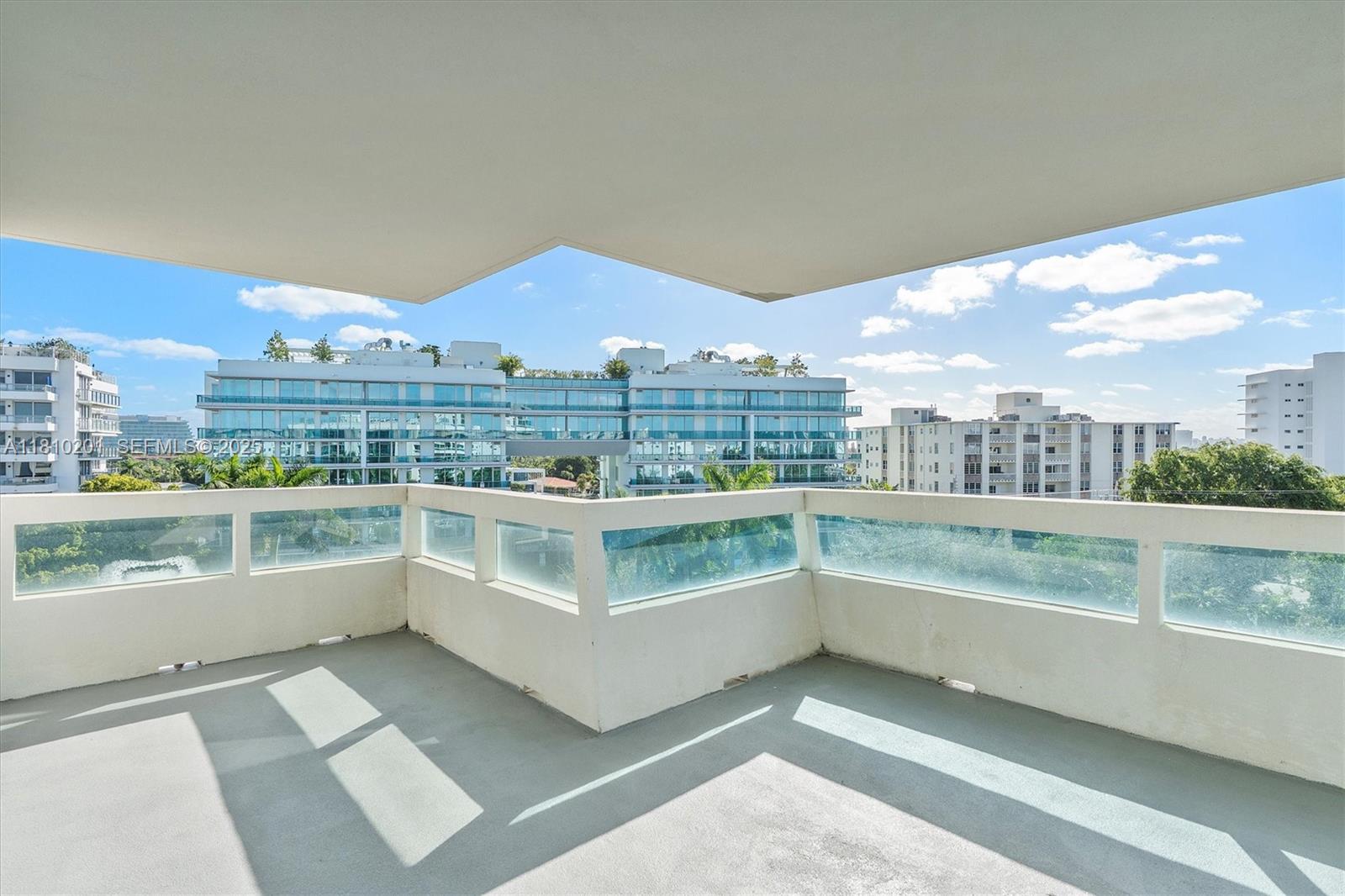 BAY HARBOR CLUB CONDO - Residential