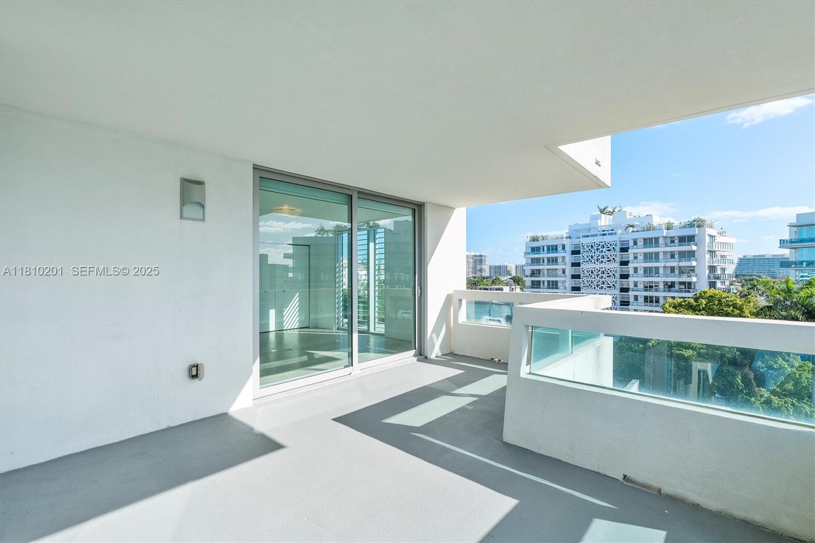 BAY HARBOR CLUB CONDO - Residential