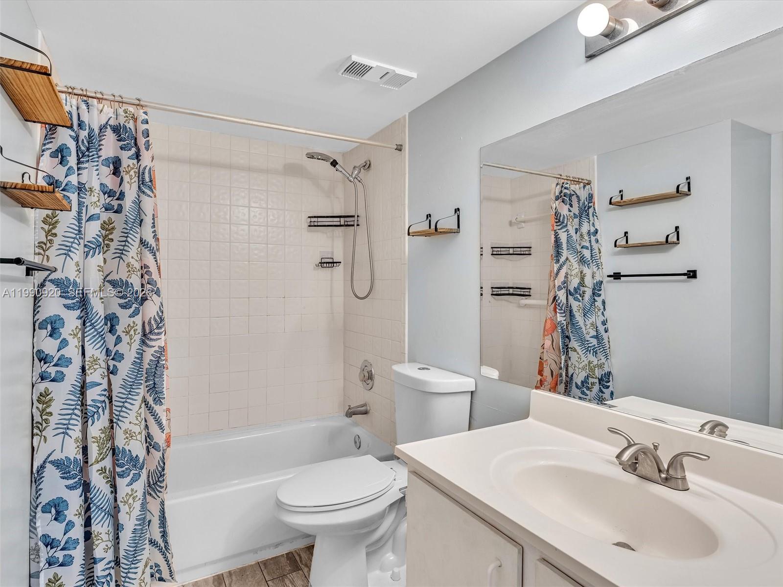 CITATION WAY CONDO - Residential Lease