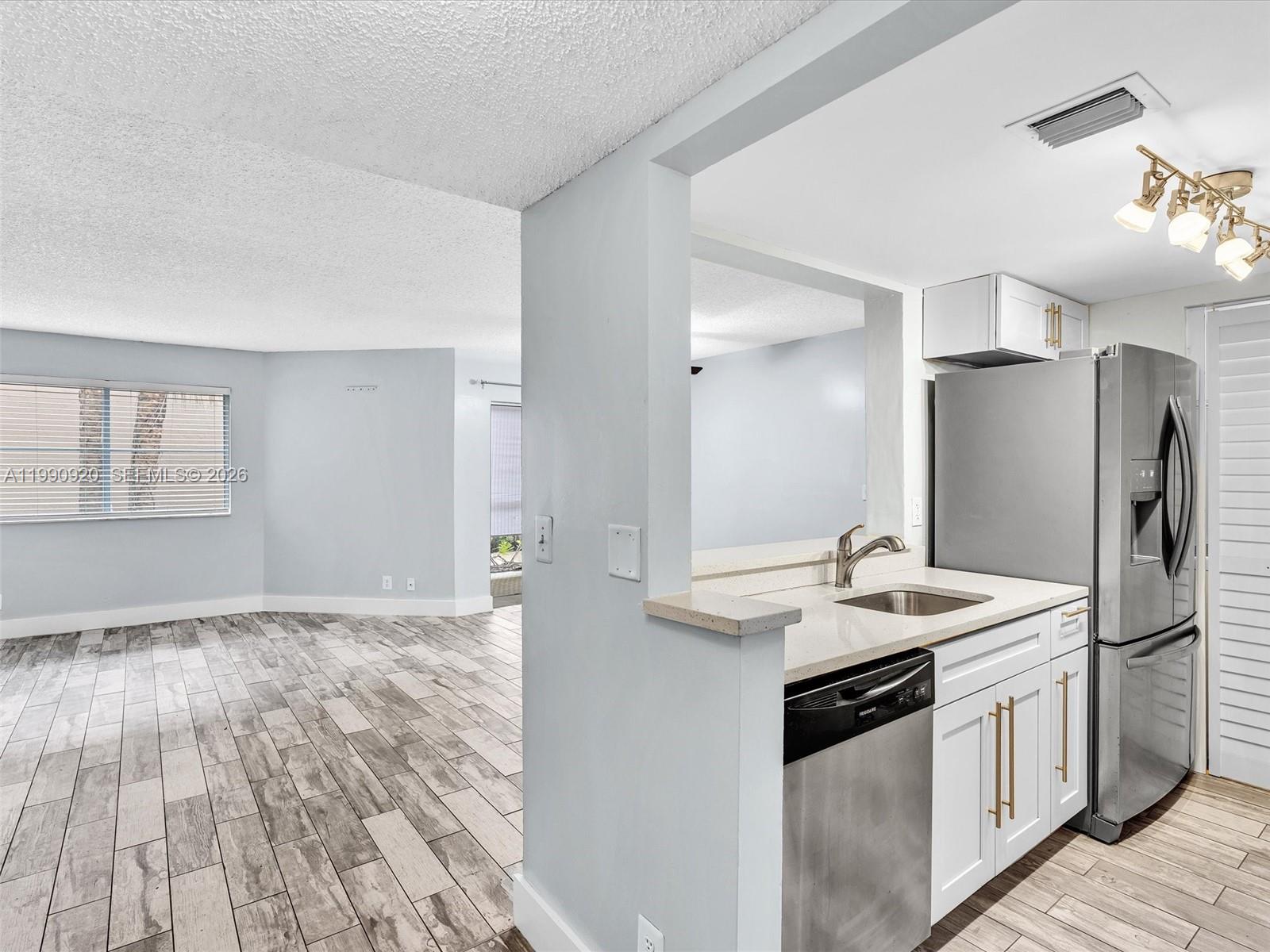 CITATION WAY CONDO - Residential Lease