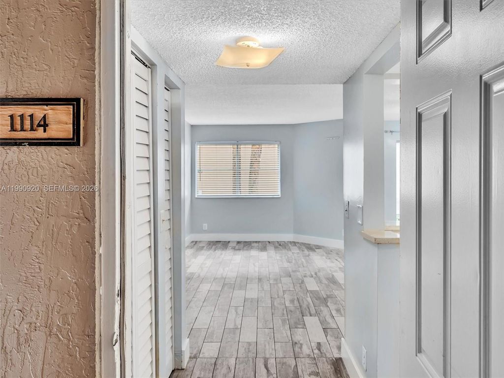 Photo of 9777 Westview Dr #1114, Coral Springs, FL 33076 (MLS # A11990920)