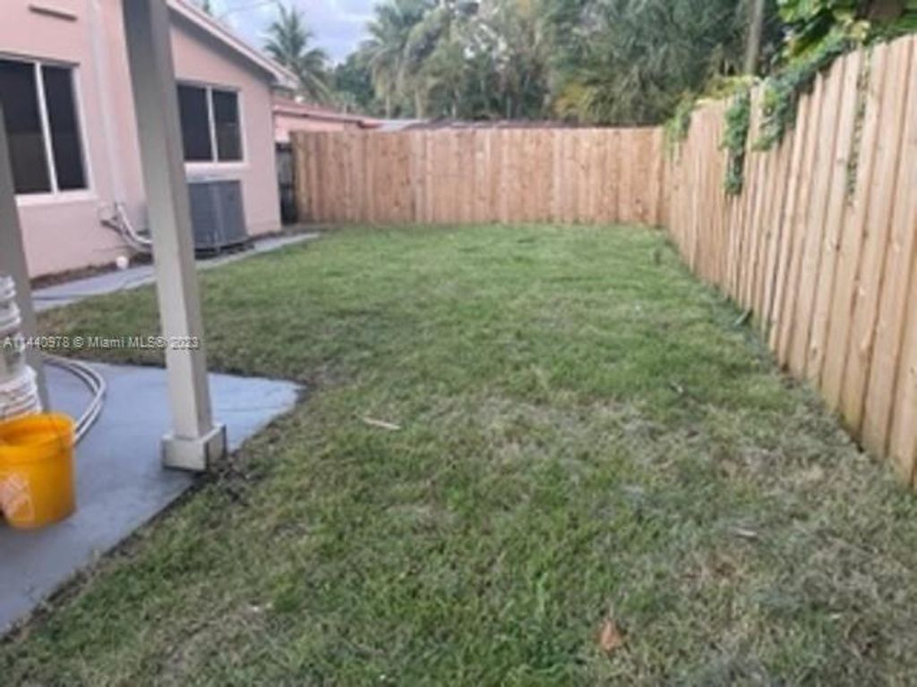 Photo of 1210 SW 28th St, Fort Lauderdale, FL 33315 (MLS # A11440978)