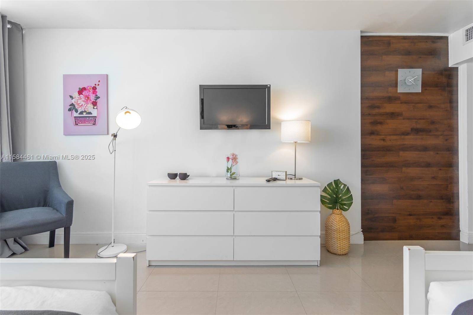 CASTLE BEACH CLUB CONDO - Residential