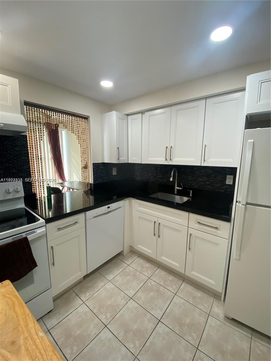 AVILA CONDO - Residential Lease