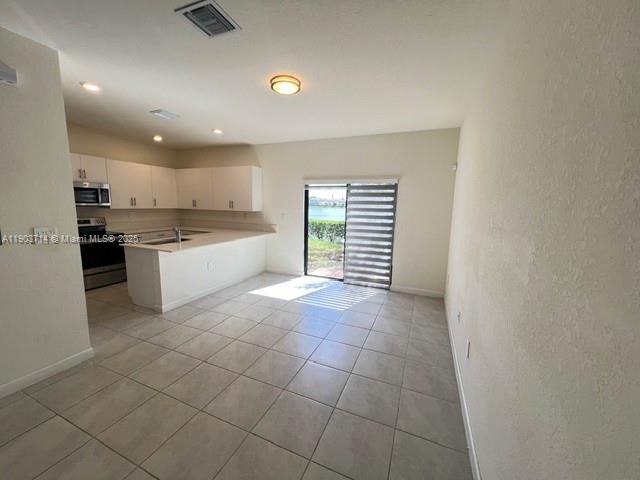 AQUABELLA NORTH - Residential