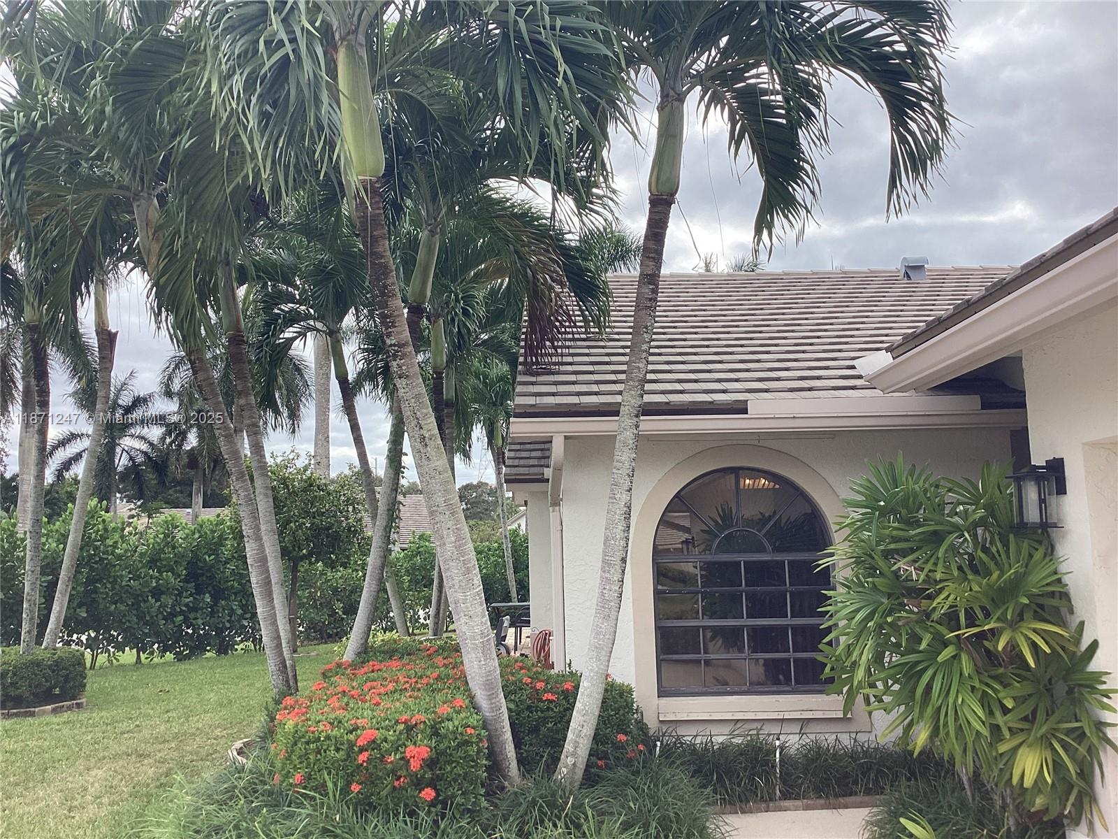 BRIGHTON LAKES - Residential