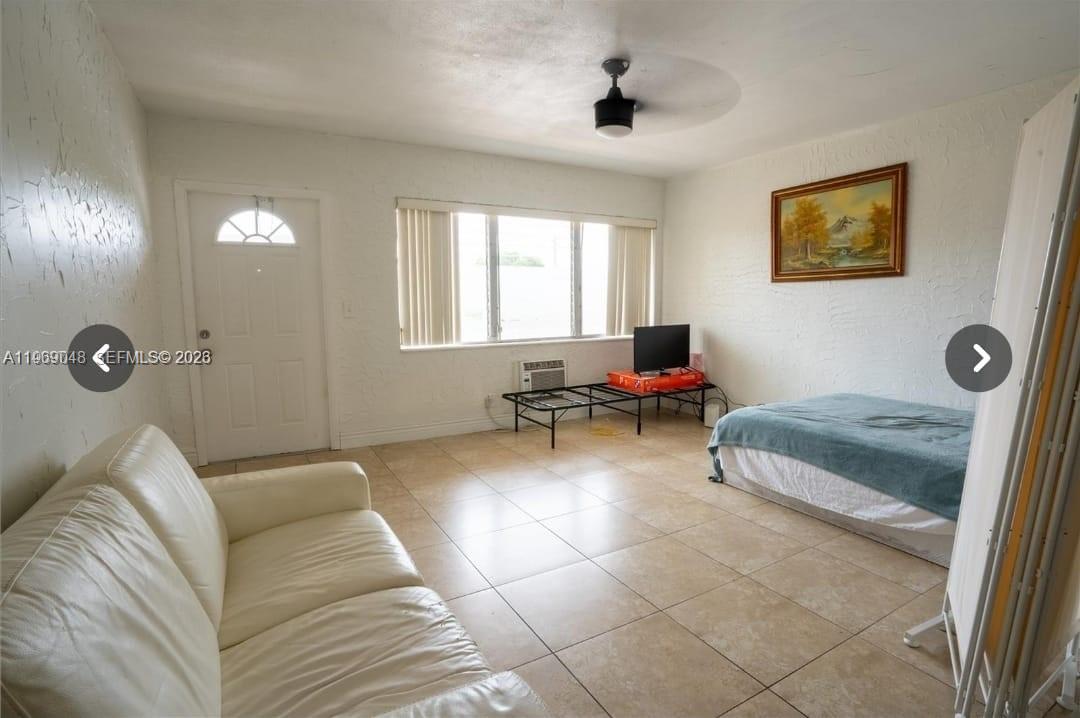 PARK SIDE MANOR D CONDO I - Residential