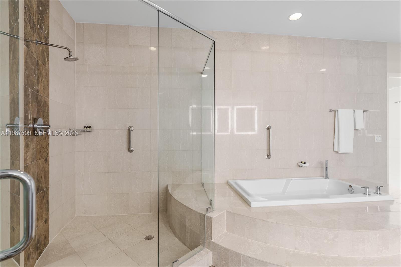 Q CLUB RESORT & RESIDENCE - Residential