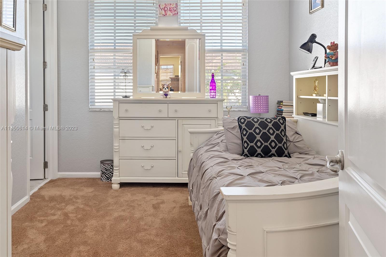 MONTCLAIR CONDO - Residential