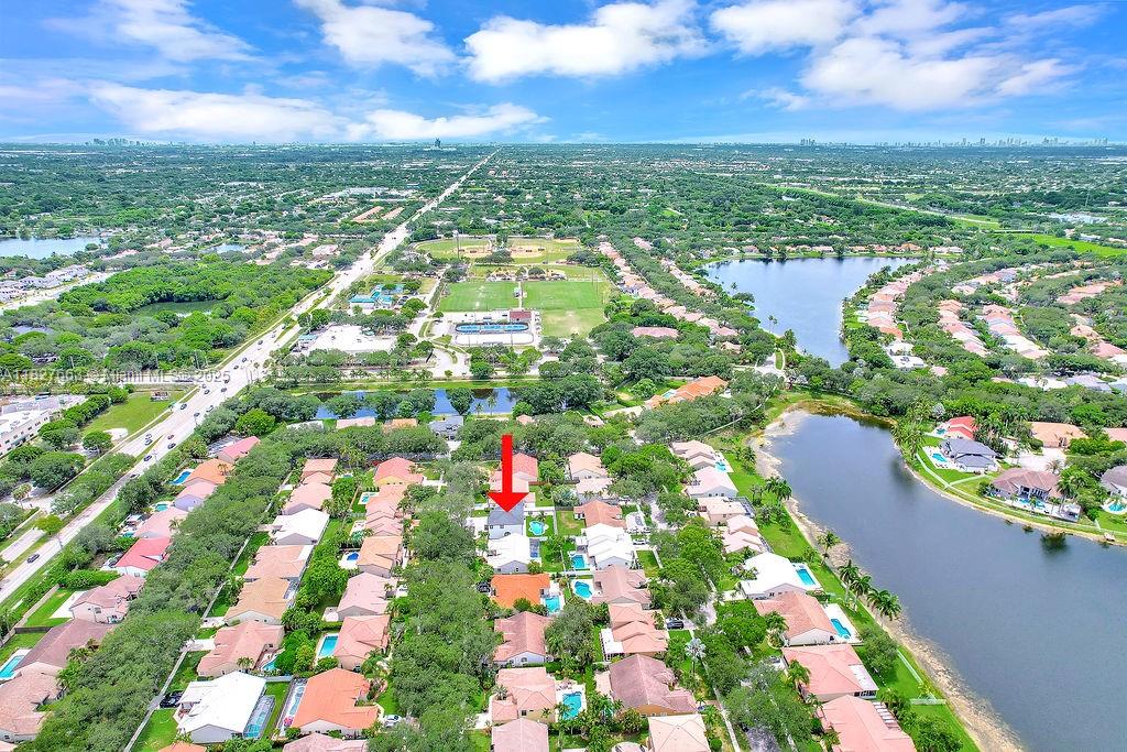 EMBASSY LAKES PHASE II - Residential