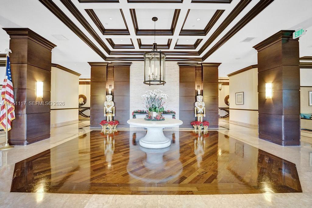 HARBOR TWS AT THE WATERWA - Residential