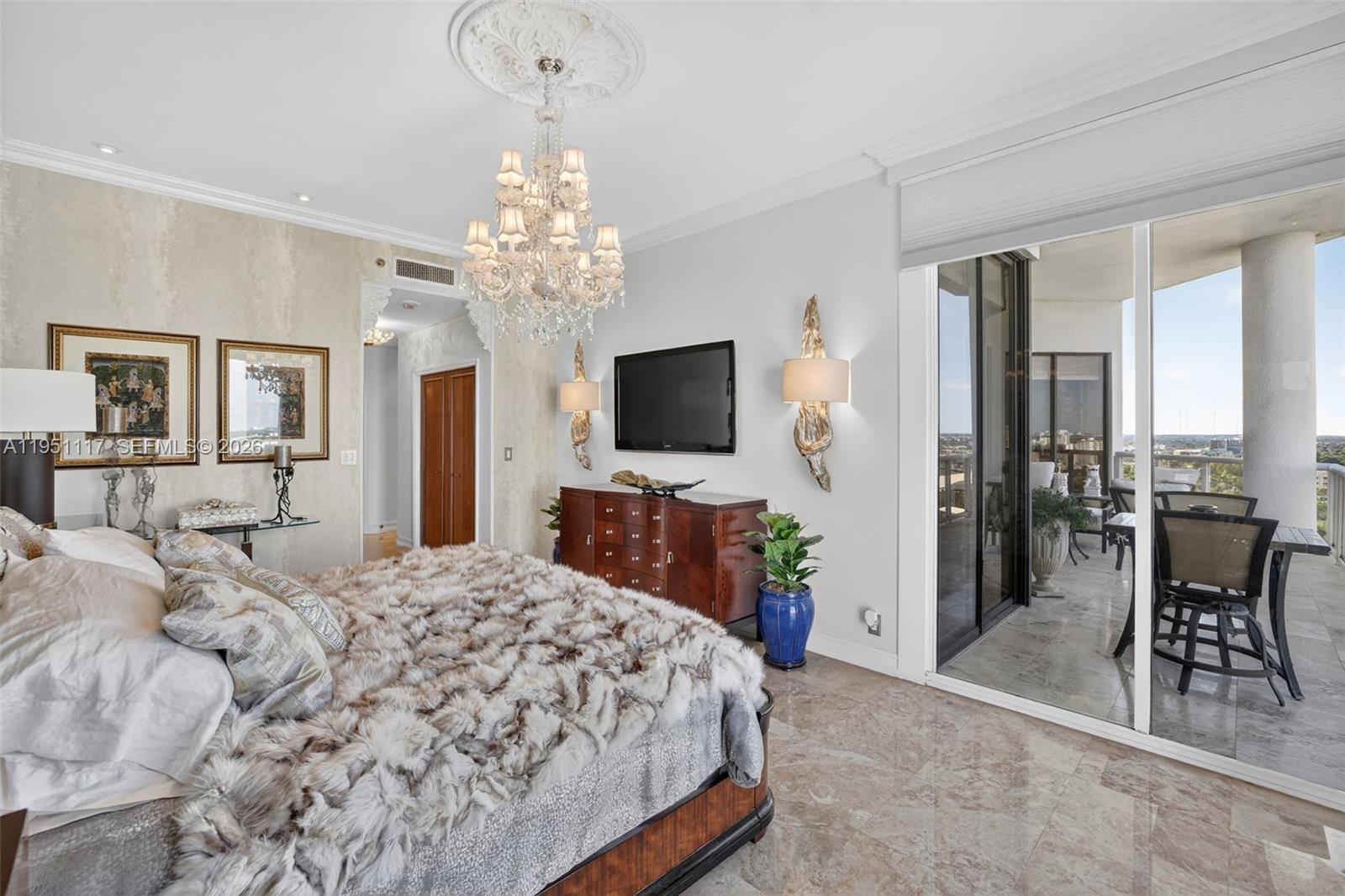 HARBOR TWS AT THE WATERWA - Residential