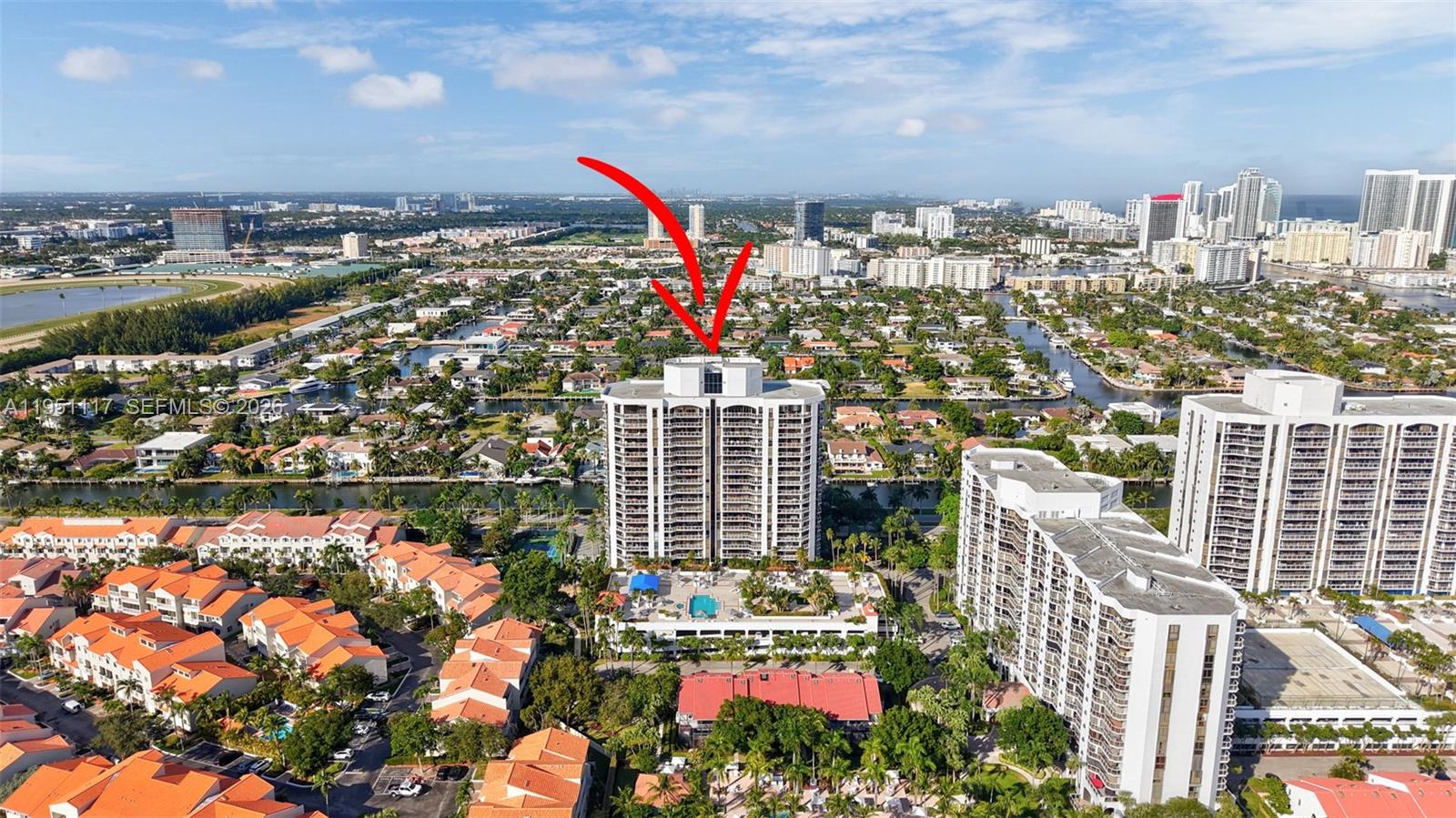 3598 Yacht Club Dr PH2002