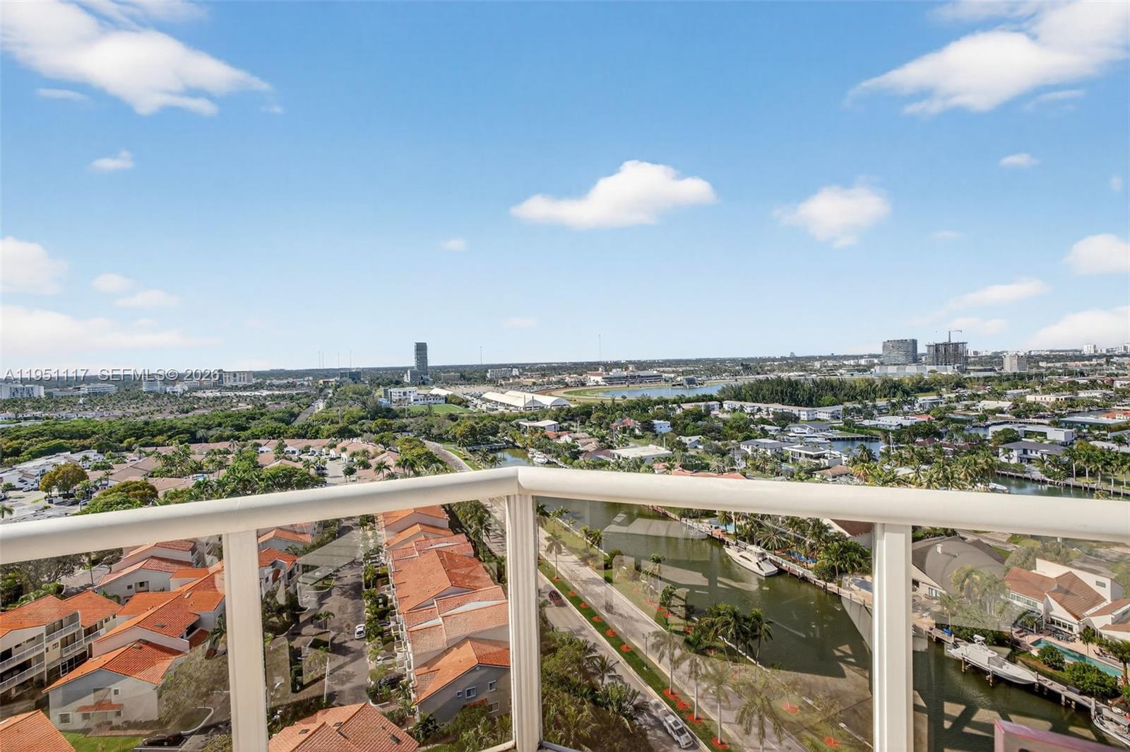 HARBOR TWS AT THE WATERWA - Residential