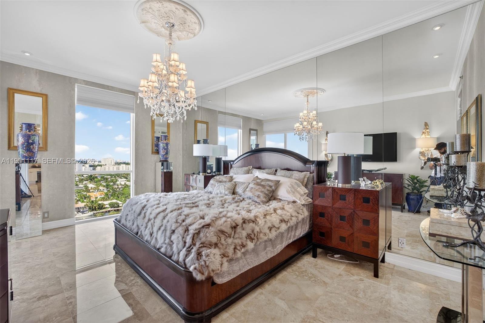 HARBOR TWS AT THE WATERWA - Residential