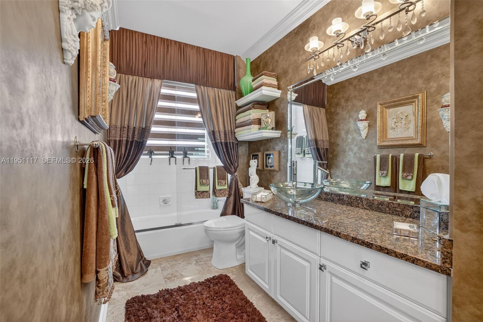 HARBOR TWS AT THE WATERWA - Residential