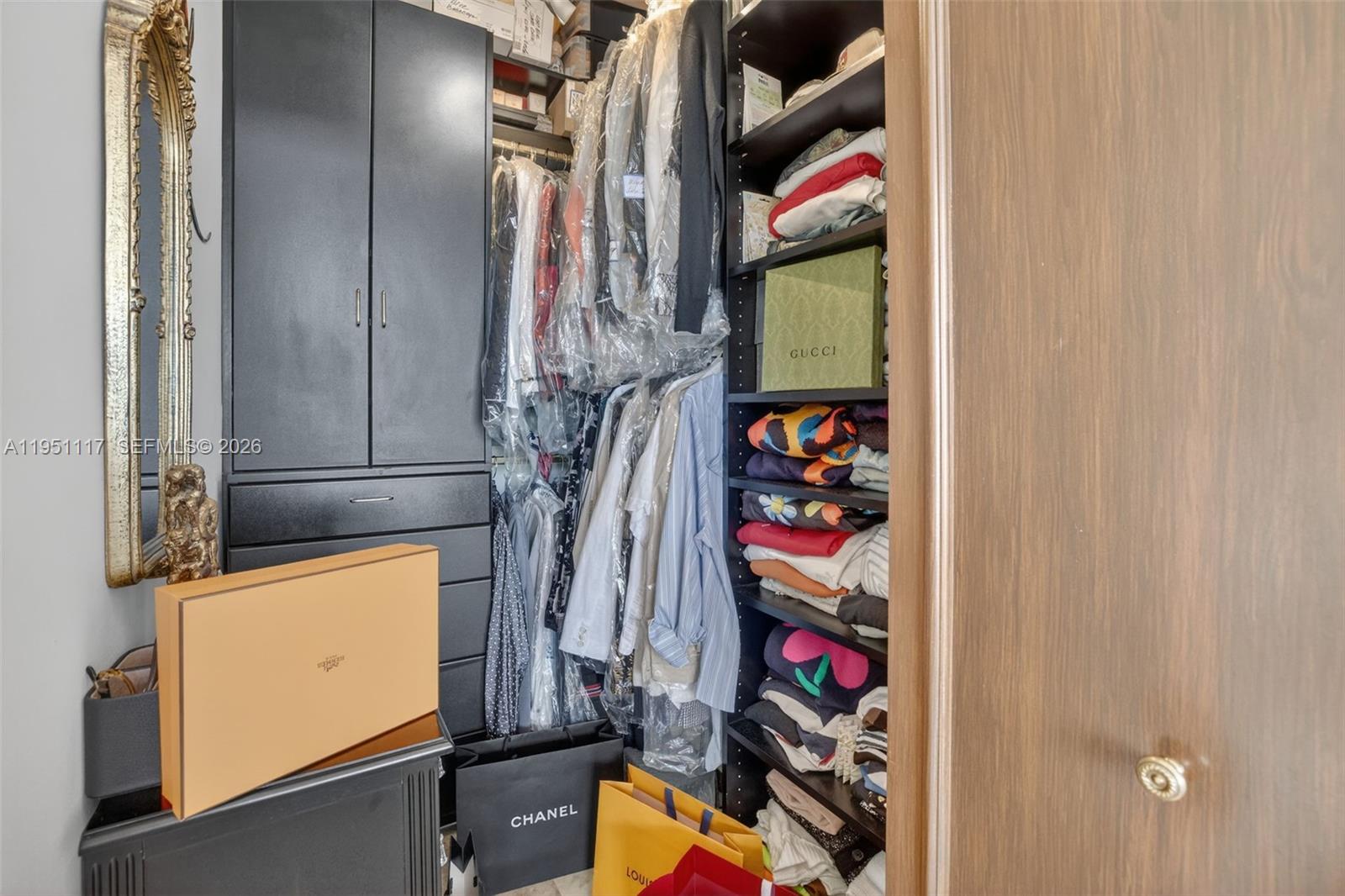 HARBOR TWS AT THE WATERWA - Residential