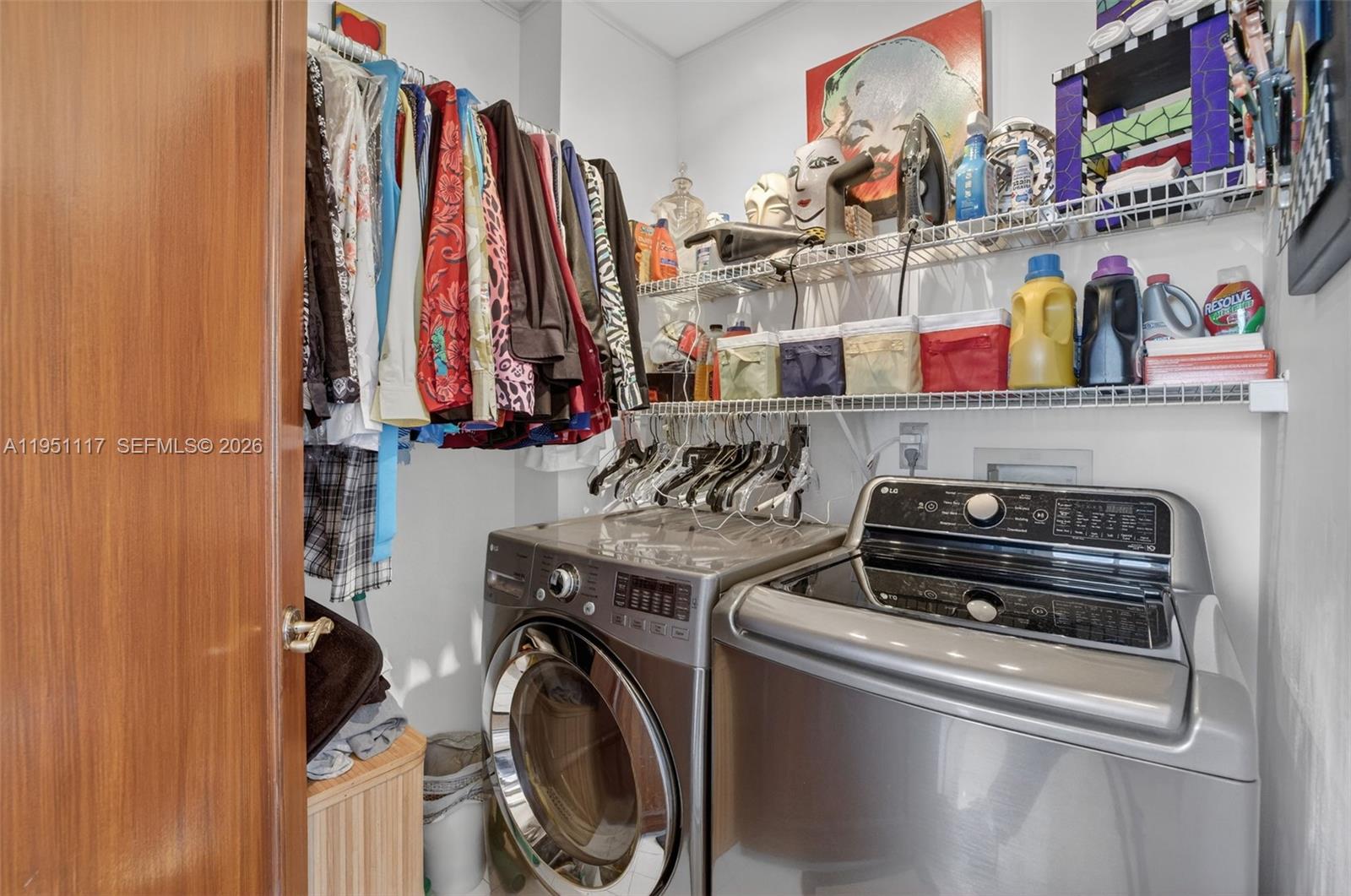 HARBOR TWS AT THE WATERWA - Residential