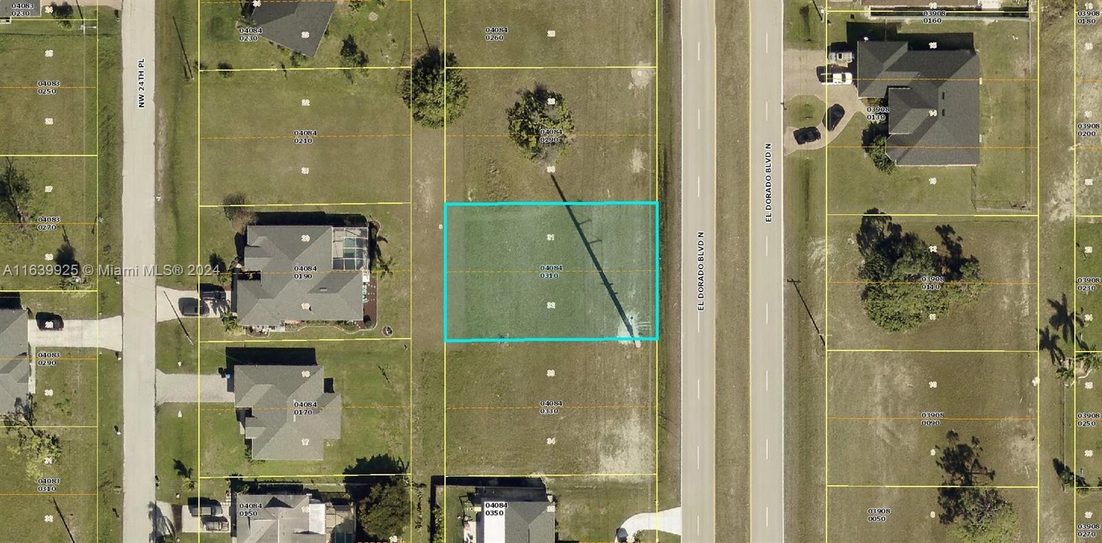 Located near the Coral Oaks Golf Course. Now is the Time to Buy in SW Florida! . If you've been waiting to buy a lot on which to build your home, don't let this opportunity pass you by. Vacant Land sales are HOT and prices continuing to rise!!Close to shopping, schools and restaurants. Build your dream home and enjoy all the amenities Cape Coral has to offer. BUY NOW to build now or invest now for your future SWFL dream home. Cape Coral is one of the fastest growing areas of the West Coast of Florida, and new construction is booming