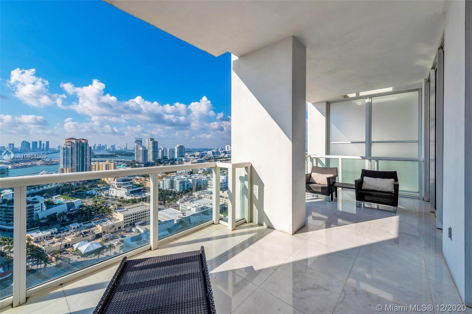 CONTINUUM ON SOUTH BEACH - Residential