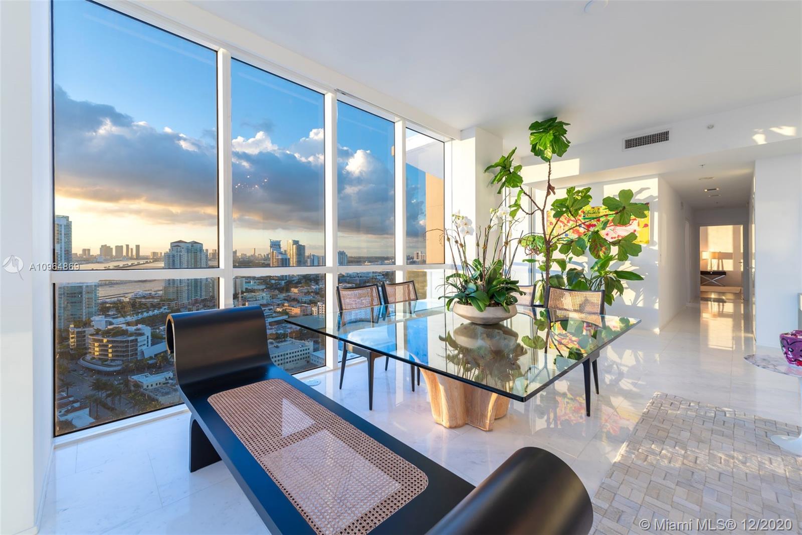 CONTINUUM ON SOUTH BEACH - Residential