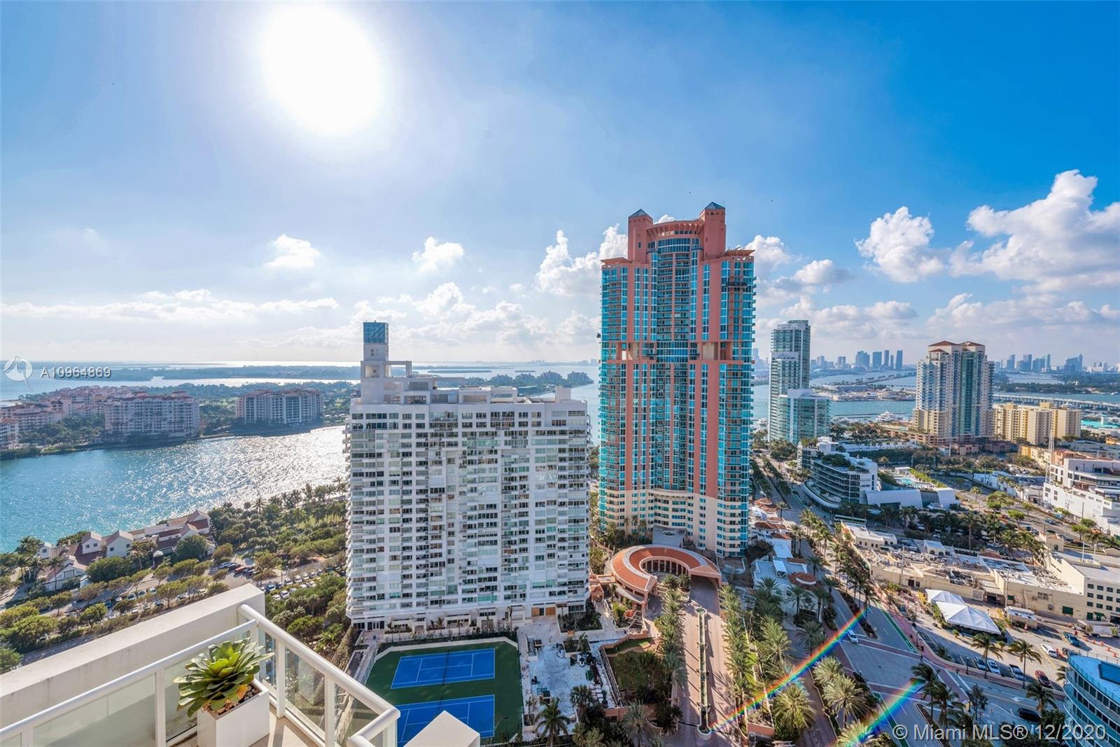 CONTINUUM ON SOUTH BEACH - Residential
