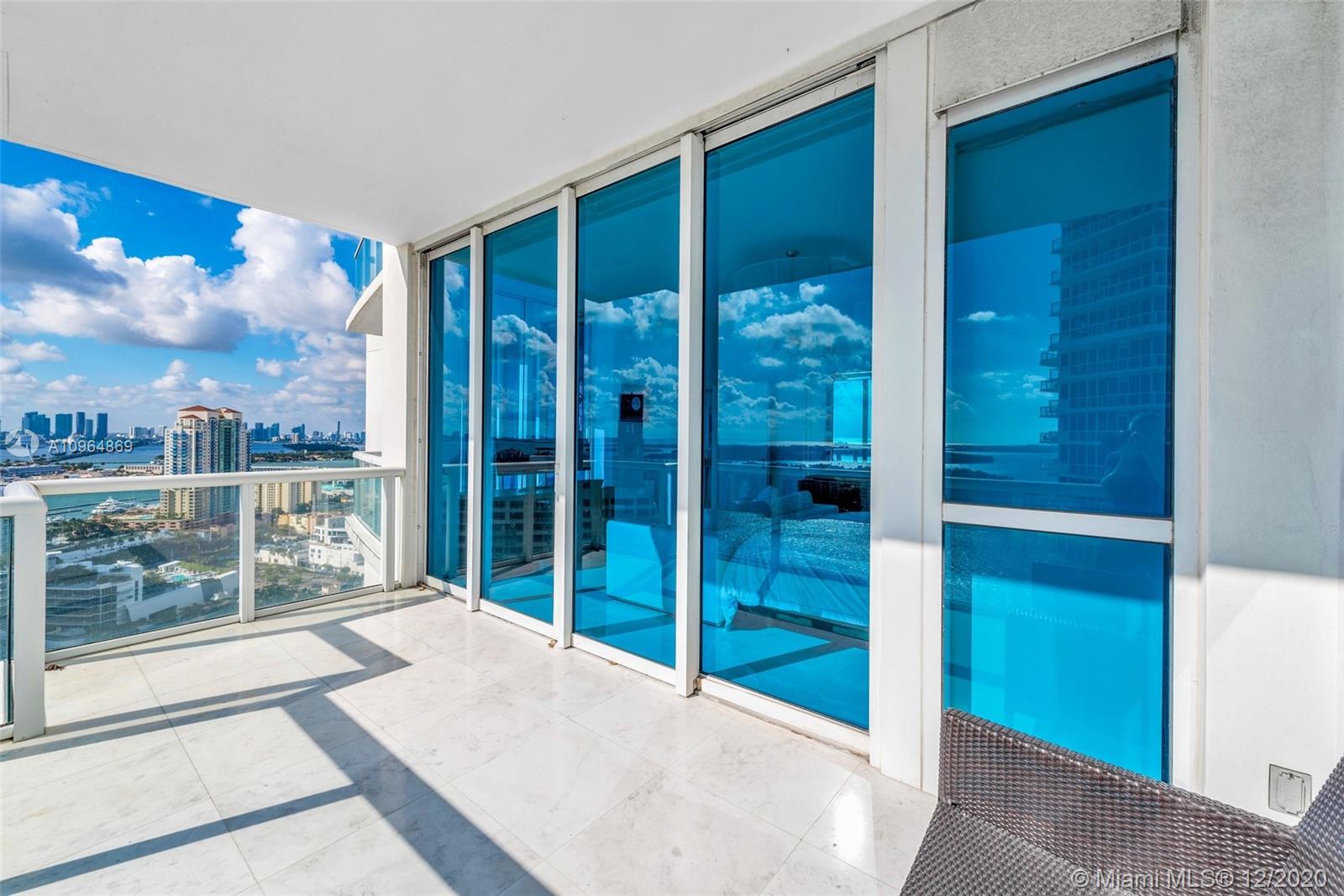 CONTINUUM ON SOUTH BEACH - Residential