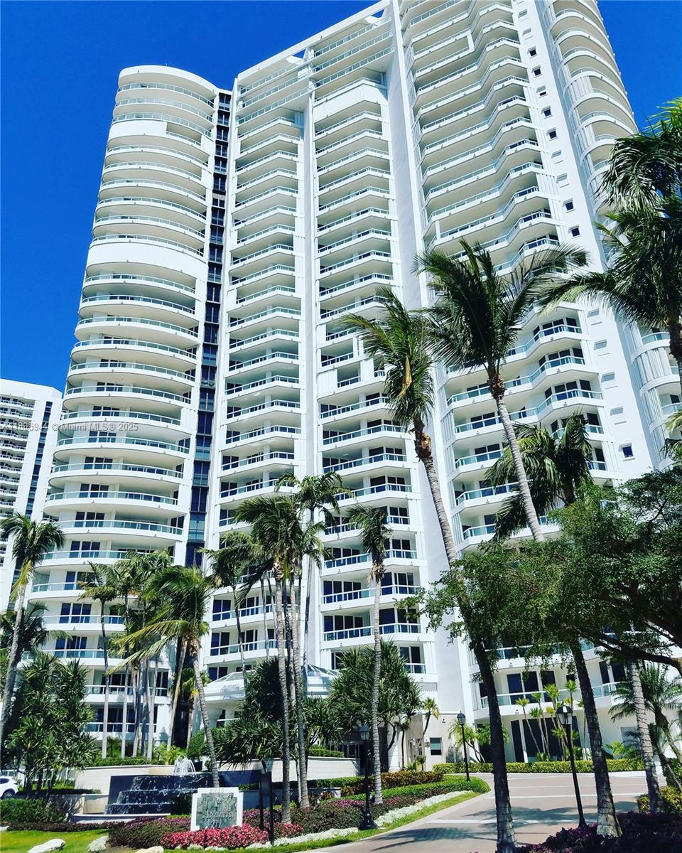 Rental Property at 21050 Point Pl 501, Aventura, Miami-Dade County, Florida - Bedrooms: 3 
Bathrooms: 3  - $5,500 MO.