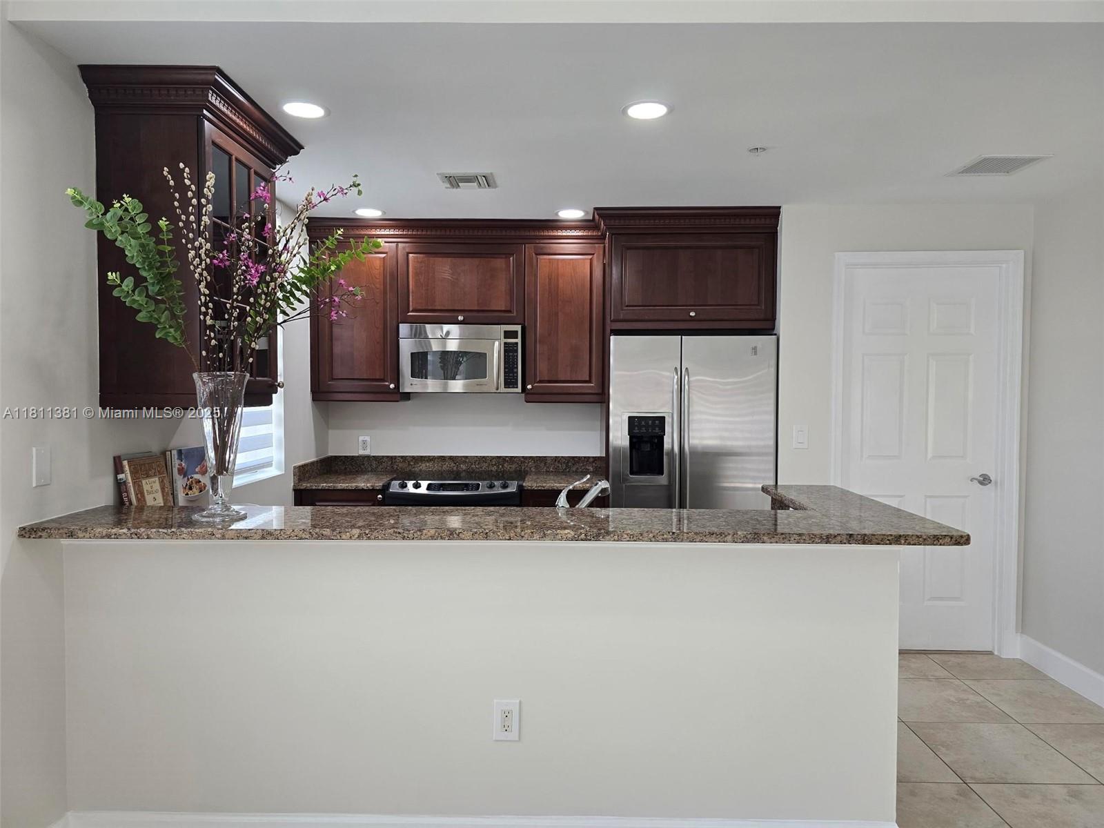 100 Andalusia Ave 712