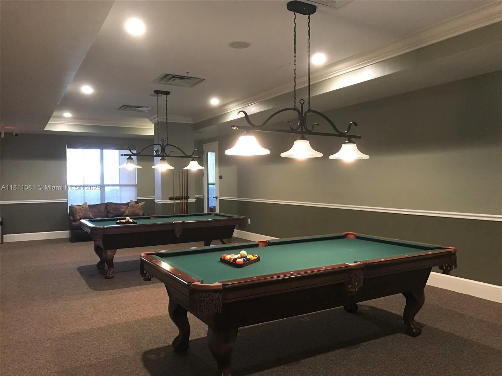 Coral Gables, Florida 33134, United States, 2 Bedrooms Bedrooms, ,2 BathroomsBathrooms,Residential,Active,139943