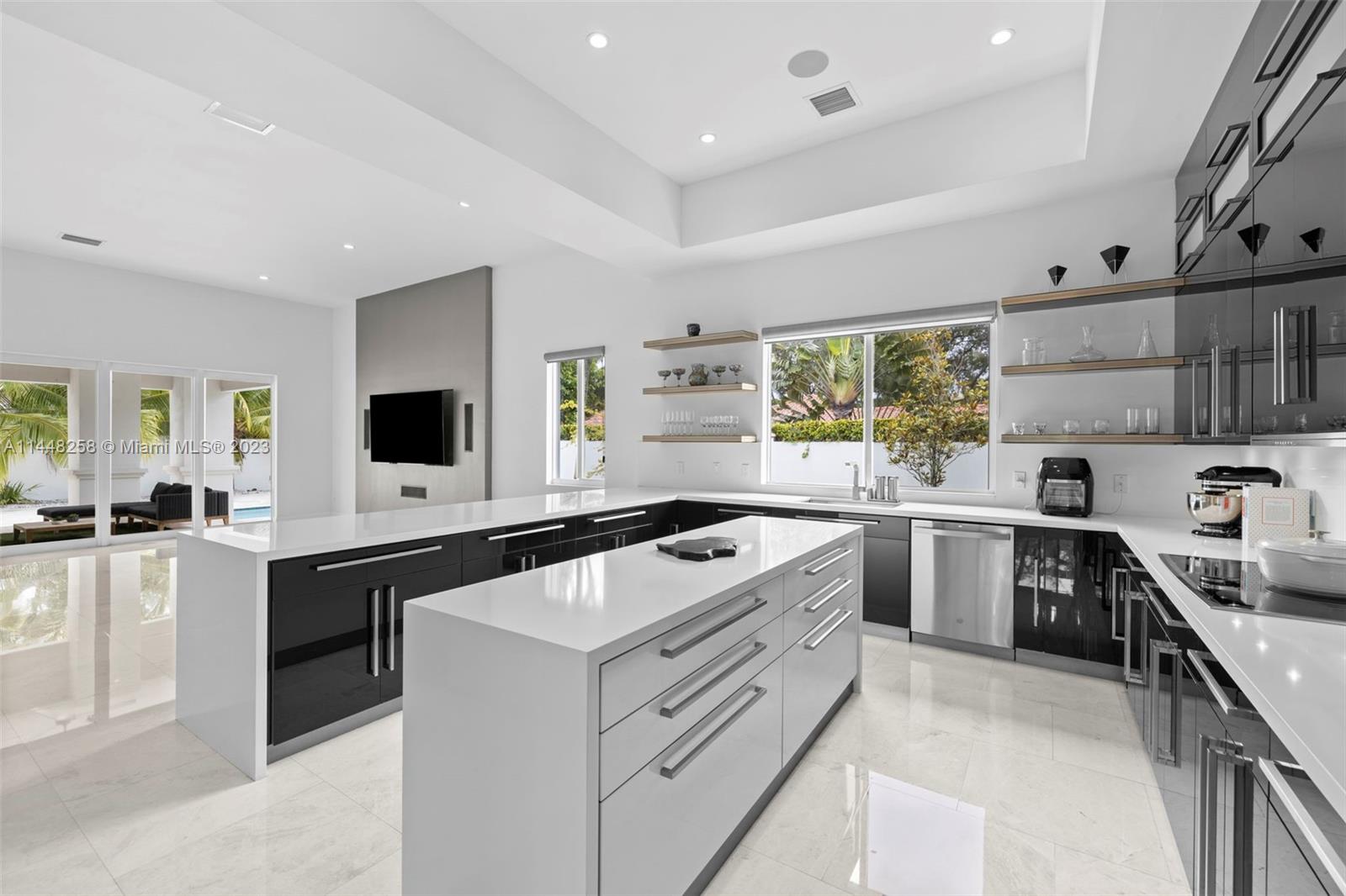 NIKIS PLACE SUBDIVISION - Residential Lease