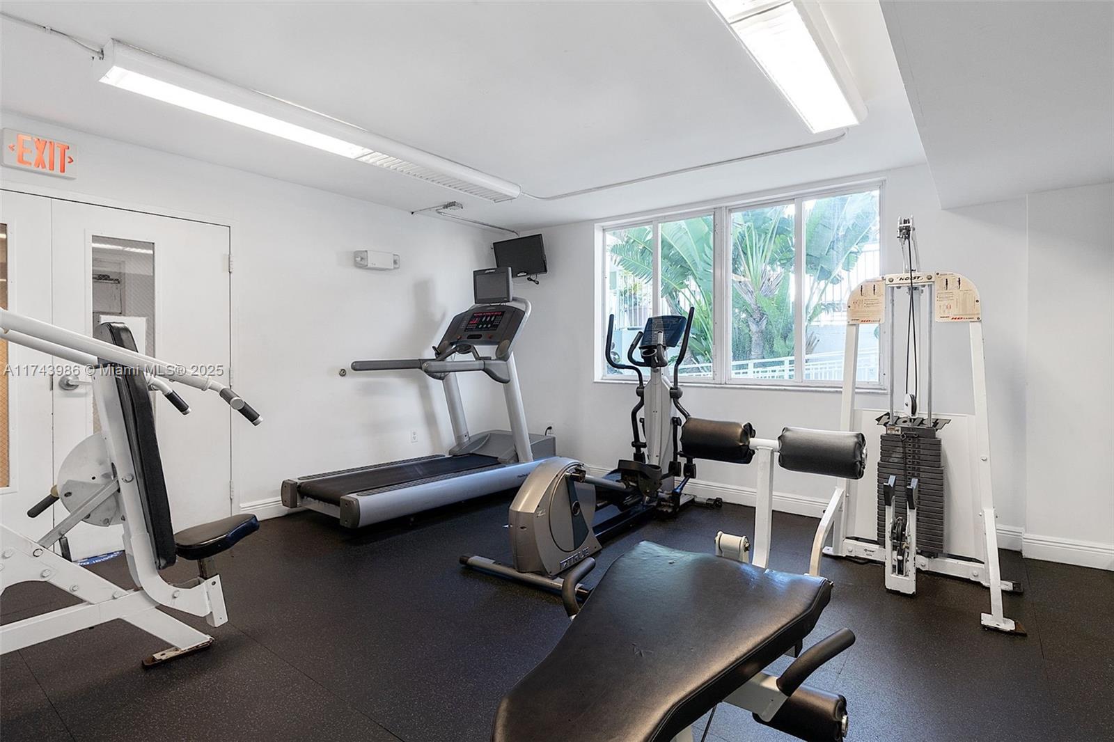 SAN LORENZO CONDO - Residential