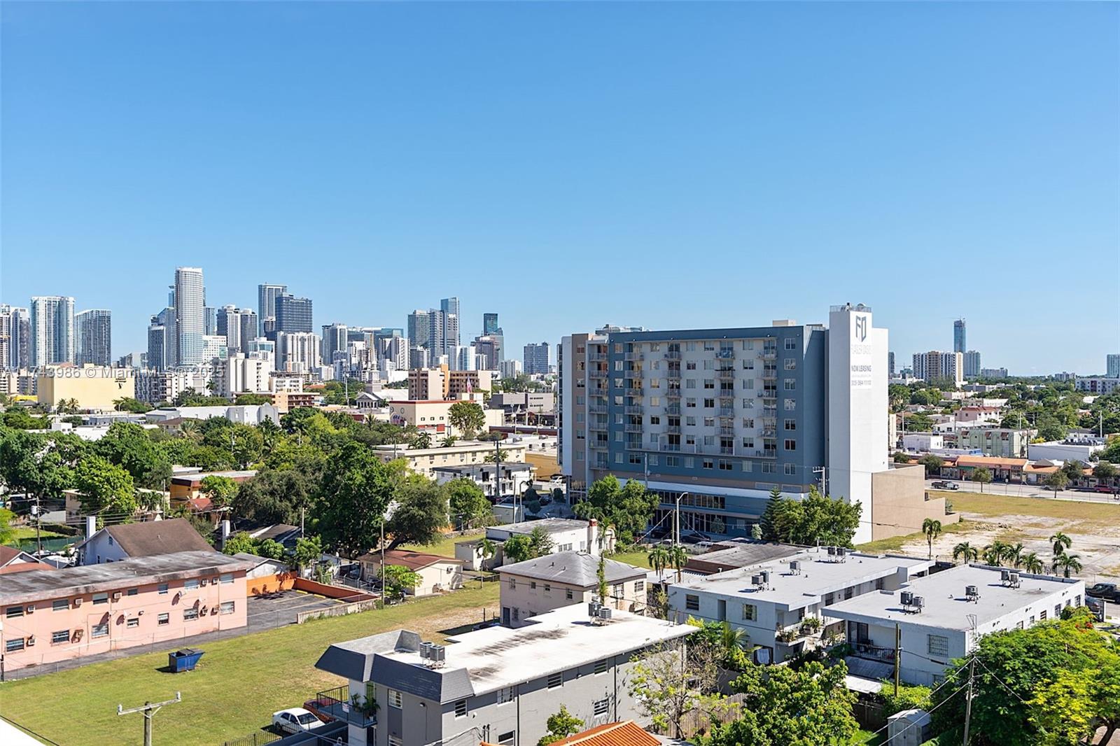 SAN LORENZO CONDO - Residential