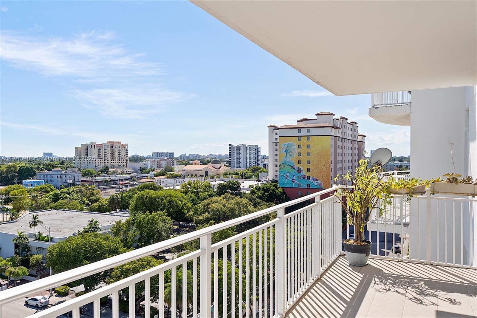 SAN LORENZO CONDO - Residential