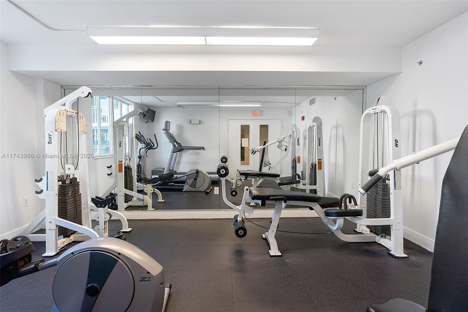 SAN LORENZO CONDO - Residential