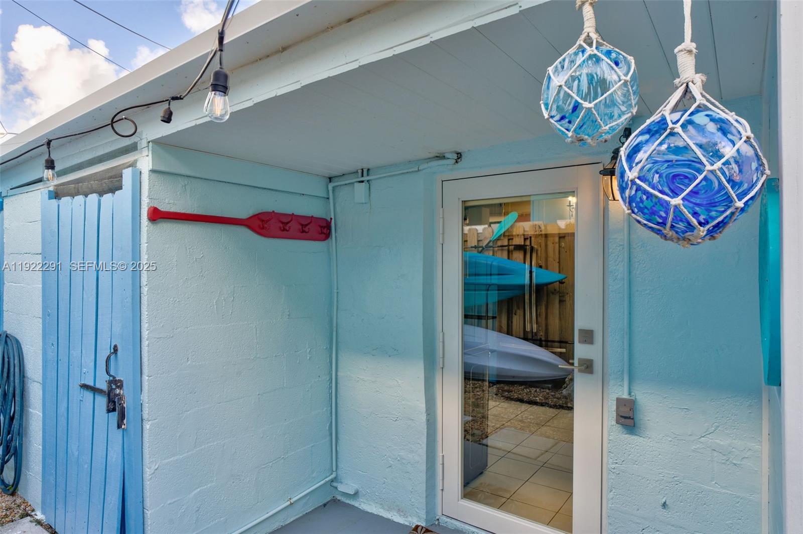 PIRATES COVE - Residential