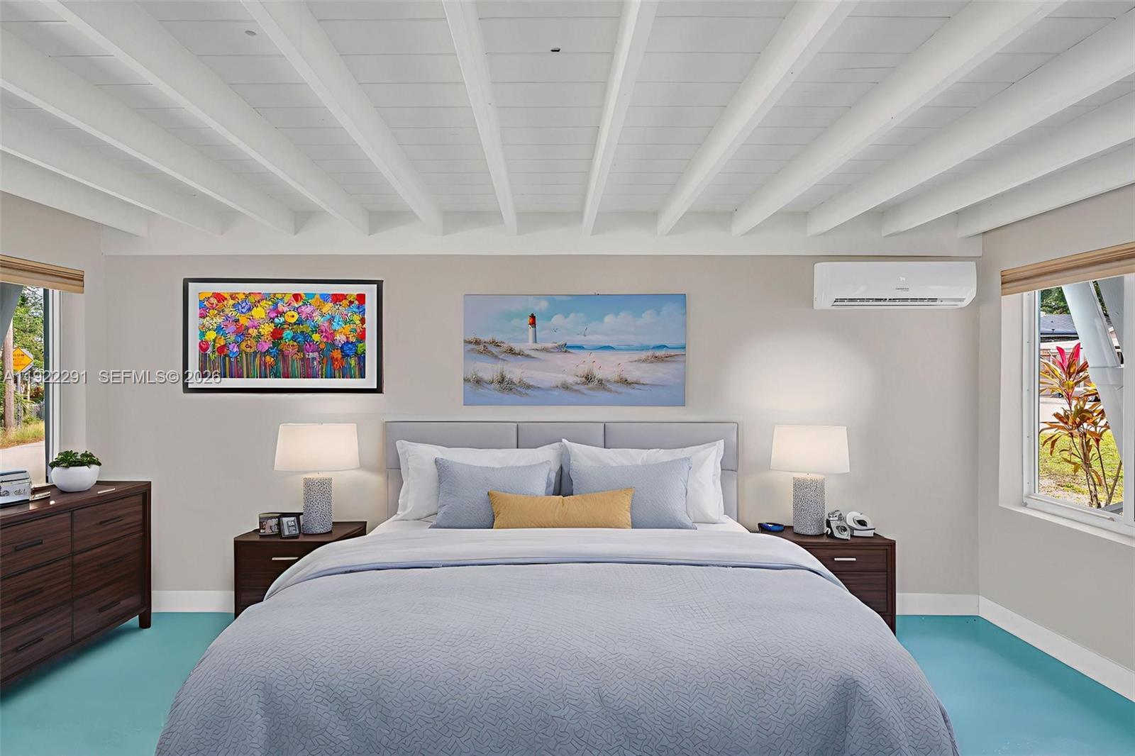 PIRATES COVE - Residential