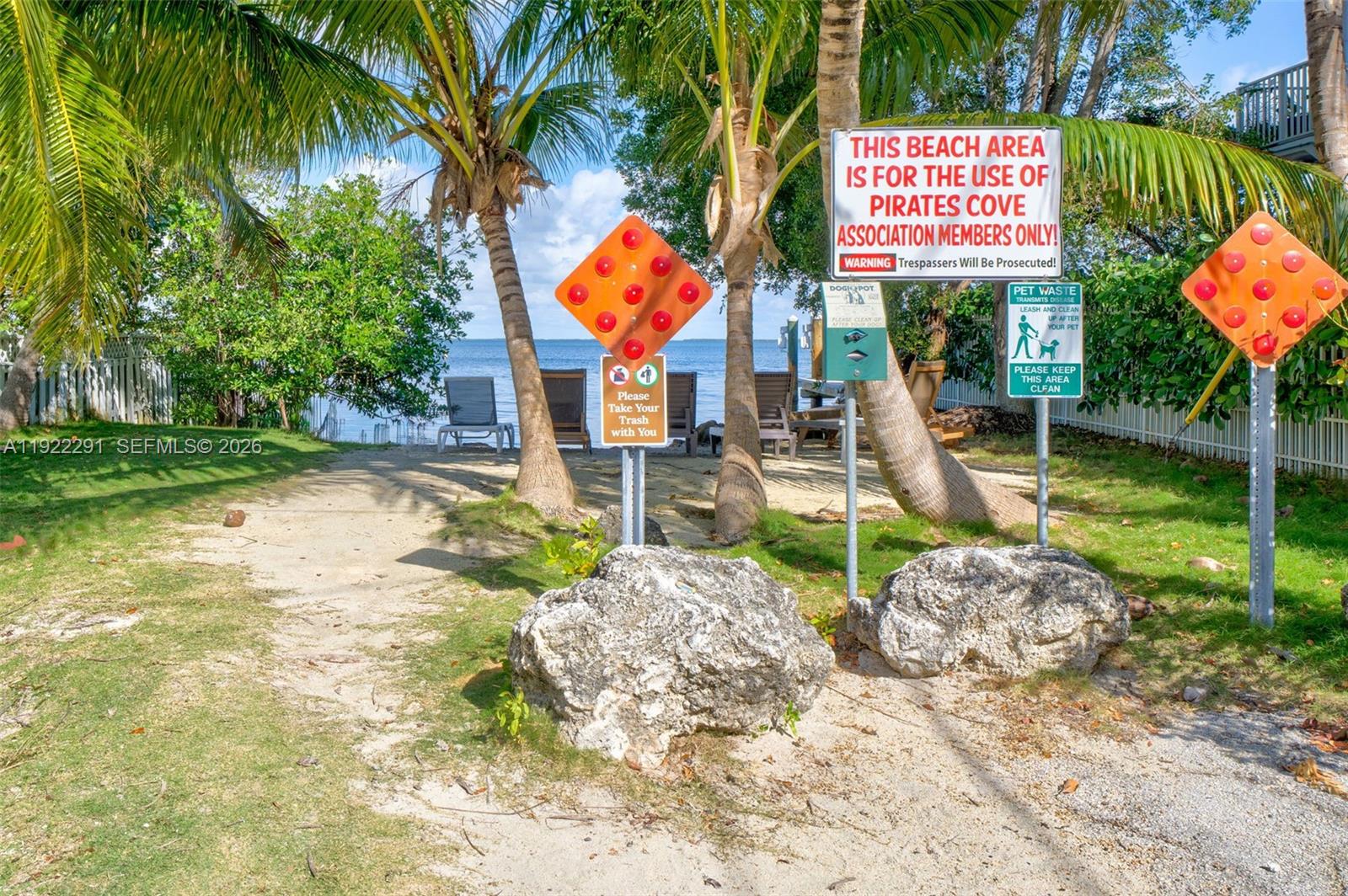 PIRATES COVE - Residential