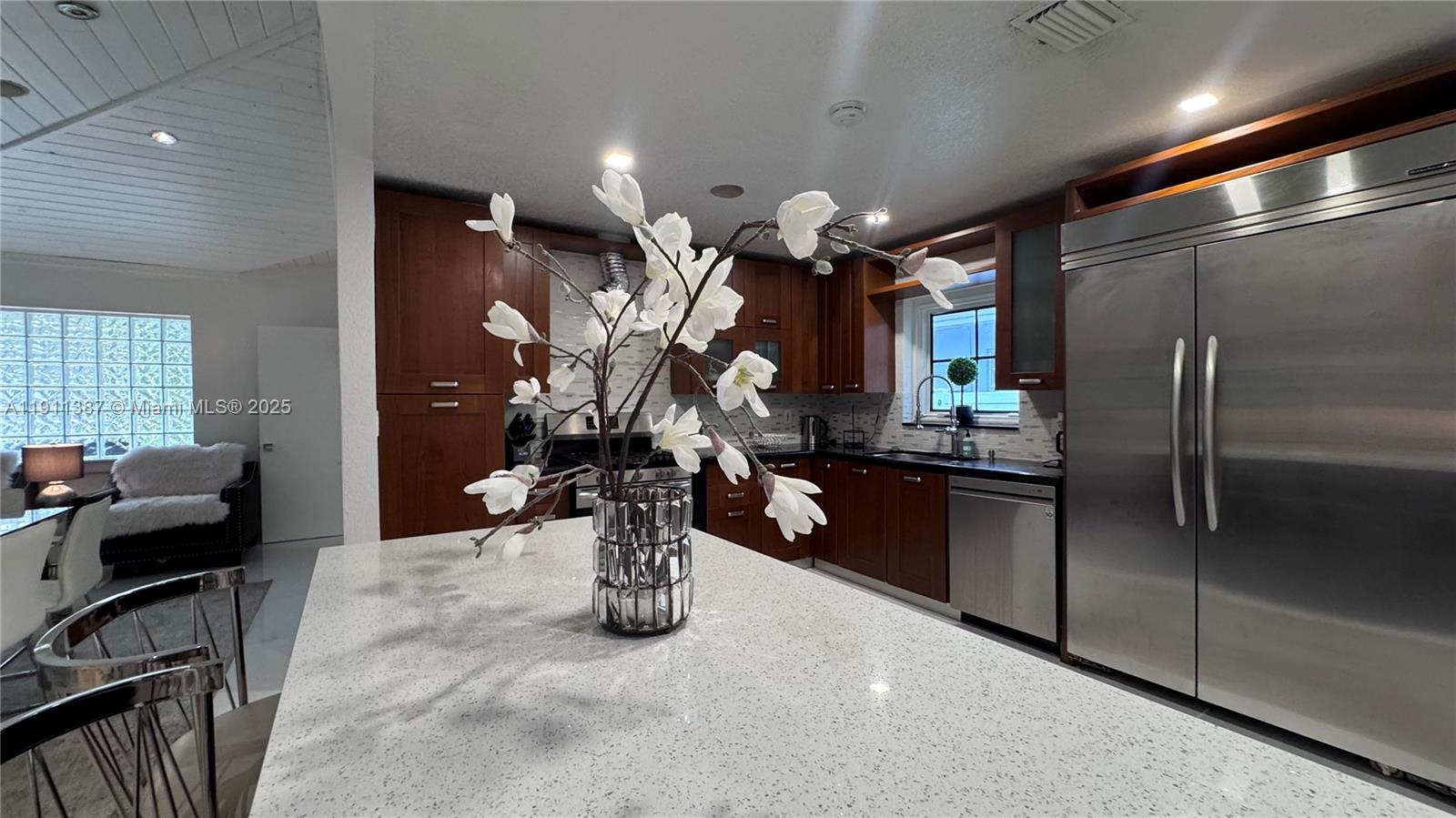 HOLLYWOOD LAKES SEC - Residential Lease