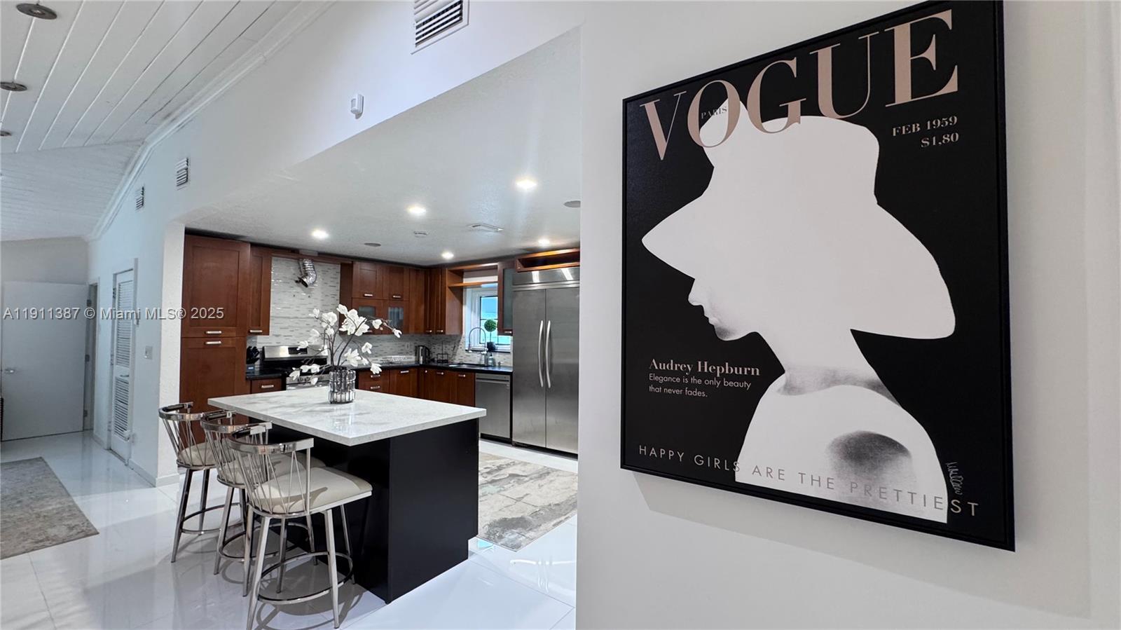 HOLLYWOOD LAKES SEC - Residential Lease