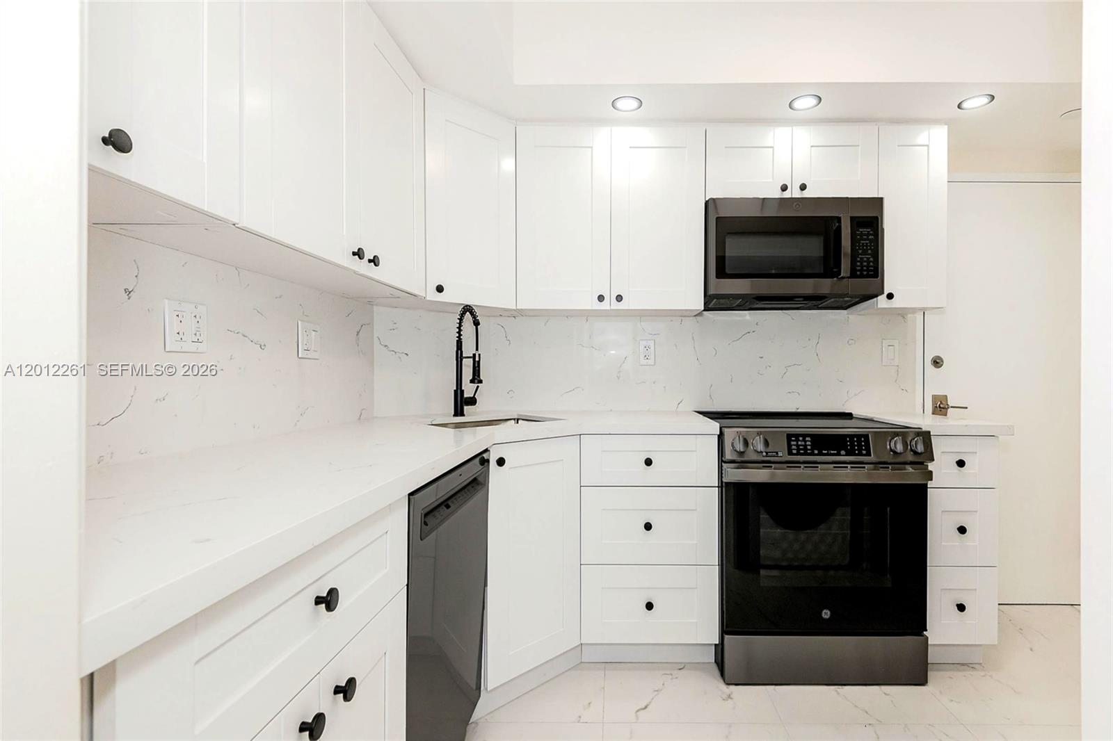 OCEAN SUMMIT CONDO - Residential