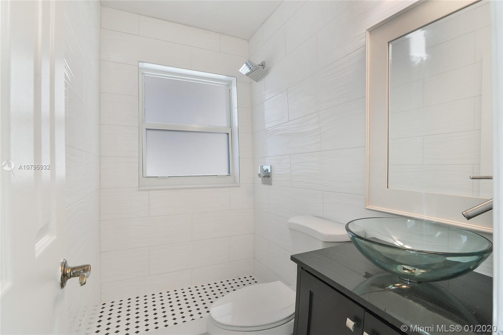 CORAL RIDGE GALT ADD 1 - Residential Lease