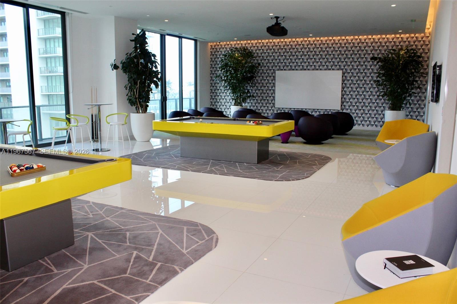 PARAISO BAYVIEWS CONDO - Residential