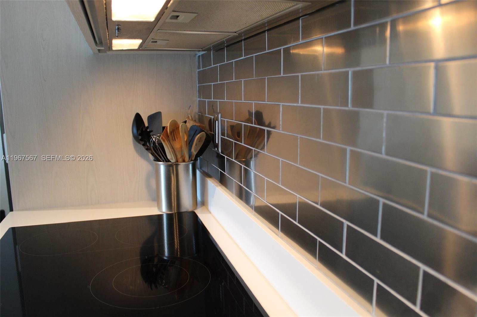 PARAISO BAYVIEWS CONDO - Residential